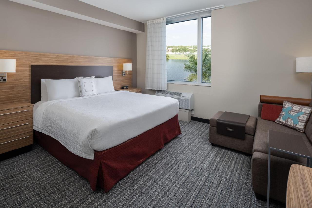 Towneplace Suites Miami Kendall West Kendale Lakes Buitenkant foto